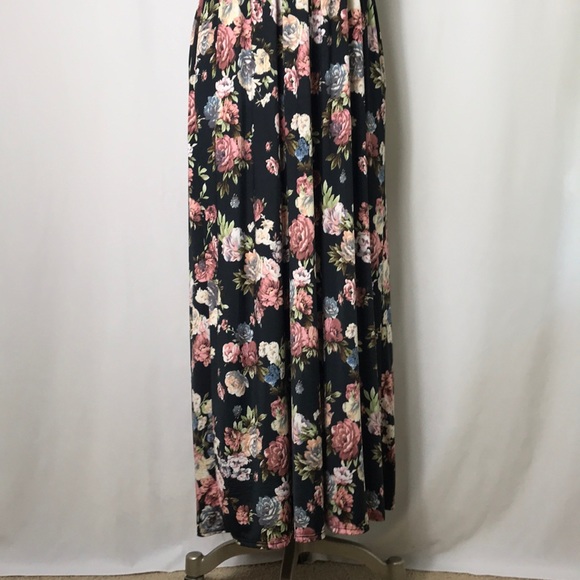 🌻 3/25 🌻 Emerald USA Super Stretch Floral Maxi - Picture 2 of 12